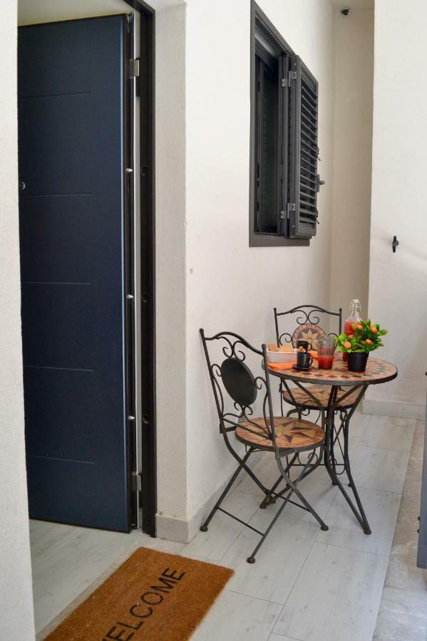 I Pupi - Sicilian Apartment Giardini Naxos Eksteriør billede